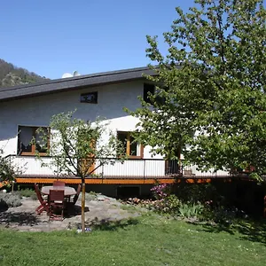 https://chalet-jeancolas.hotels-rhonealpes.com